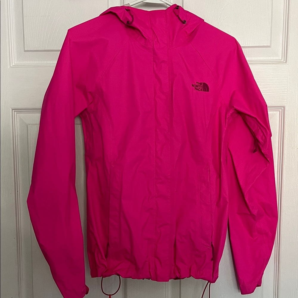 The North Face Women's Pink Jacket HyVent 2.5L (Shell)